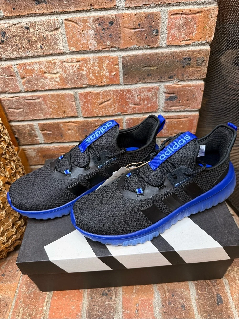 Adidas Kaptir 4.0 Youth Size 6 Black Blue Cloudfoam Running Shoes Sneakers NWT
